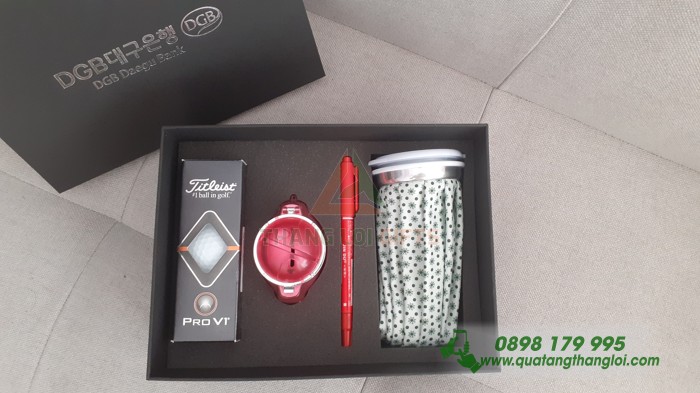 GIFTSET Bo Golf (Bong+Tui chuom+De Bong+But ke line) in khac logo ngan hang Daegu Bank Han Quoc lam qua tang khach hang
