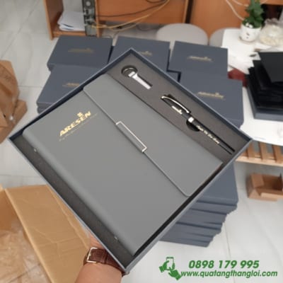 GIFTSET Bo Qua Tang So Tay USB Kim Loai But Kim Loai khac logo ARESEN lam qua tang 