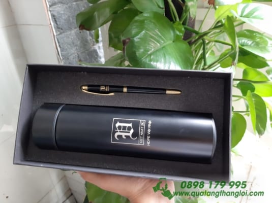 GIFTSET bo qua tang khac logo Doanh nghiep Viet Nhat lam qua tang khach hang 