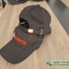 Non Vai theu logo BOSCH lam qua tang su kien