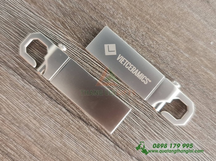 USB kim loại khắc logo theo yêu cầu khách hàng