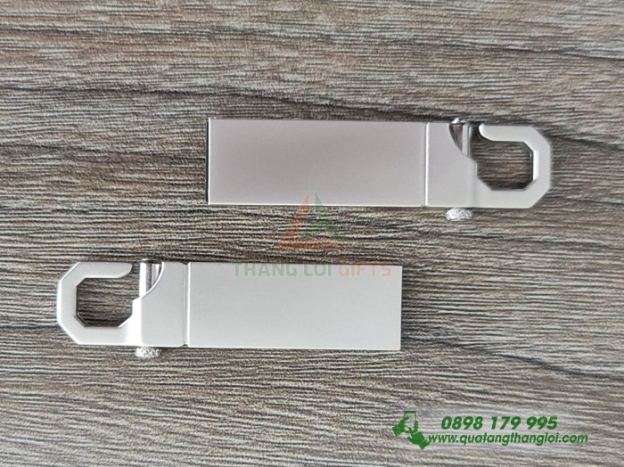 USB kim loại khắc logo theo yêu cầu khách hàng