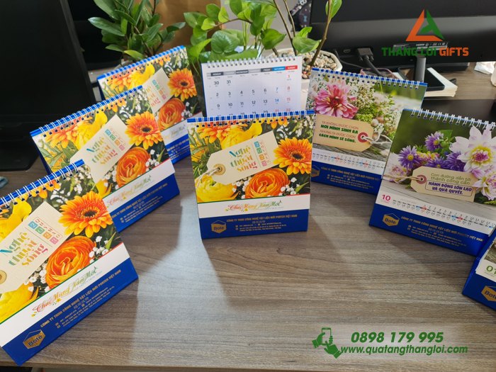 Lịch để bàn in Logo Bote làm quà tặng quảng cáo doanh nghiệp (2)