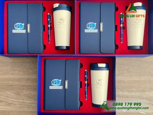 Bo Qua Tang (So+ Ly+ But) Mau Xanh - In Khac Logo Doanh Nghiep Super Cargo Service