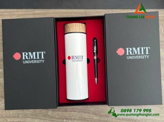 Bo Qua Tang (Binh & But) - In Khac Logo Truong Dai Hoc RMIT