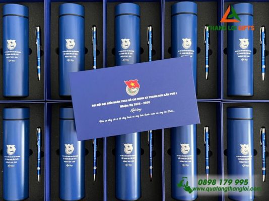 Bo Qua Tang (Binh & But) Mau Xanh - In Khac Logo Dai Hoi Dai Bieu Doan TNCS Xa Thanh Son