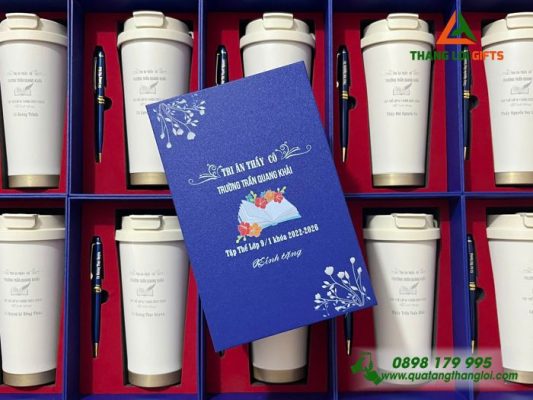Bo Qua Tang (Ly 530ml & But) Mau Trang Kem - In Khac Noi Dung Tri An Thay Co Truong Tran Quang Khai 