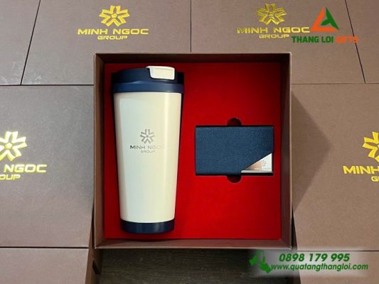 Bo Qua Tang (Ly & Hop Namecard) - In Khac Logo Minh Ngoc Group 