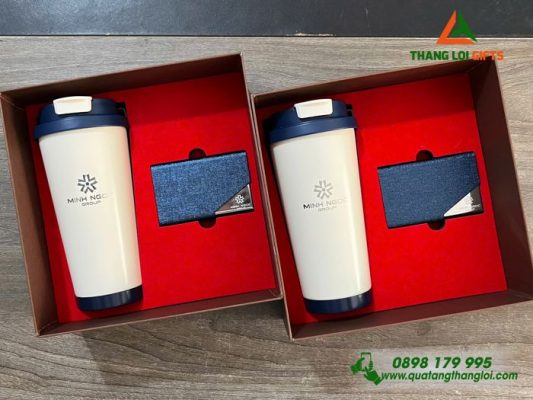 Bo Qua Tang (Ly & Hop Namecard) - In Khac Logo Minh Ngoc Group 