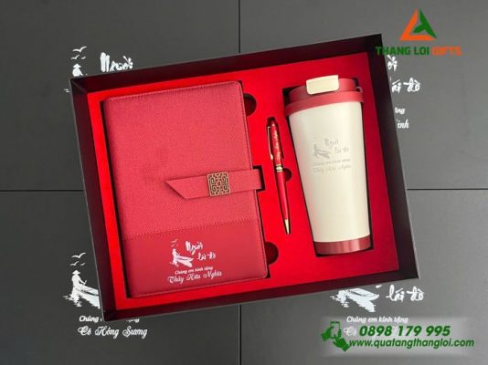Bo Qua Tang (So+ Ly 530ml+ But) Mau Do - In Khac Noi Dung Tri An Nguoi Lai Do 