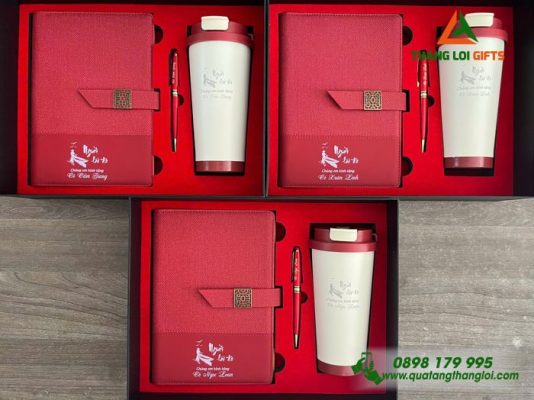 Bo Qua Tang (So+ Ly 530ml+ But) Mau Do - In Khac Noi Dung Tri An Nguoi Lai Do 