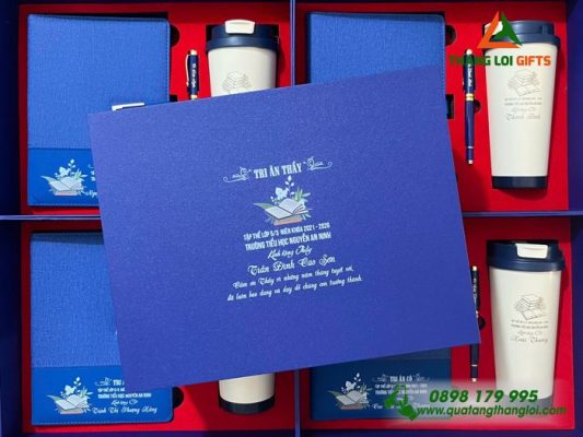 Bo Qua Tang (So+ Ly 530ml+ But) Mau Xanh - In Khac Noi Dung Tri An Thay Co Truong Tieu Hoc Nguyen An Ninh