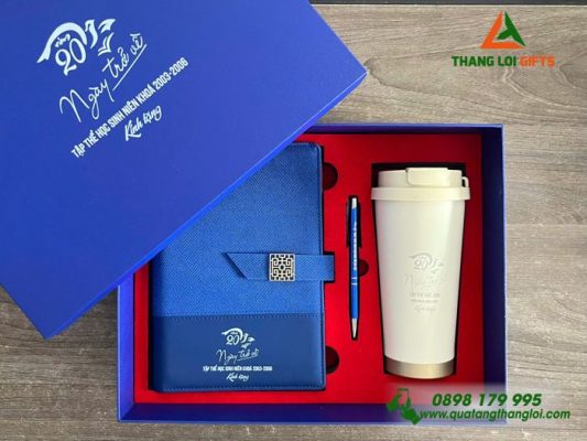 Bo Qua Tang (So+ Ly+ But) - In Khac Logo 20 Nam Ngay Tro Ve
