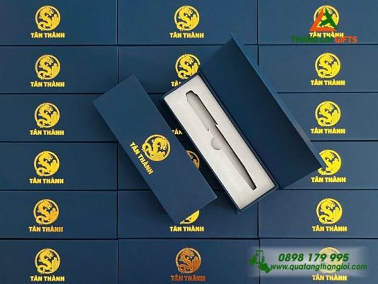 Hop But Nam Cham Mau Xanh - Ep Kim Logo Doanh Nghiep Tan Thanh