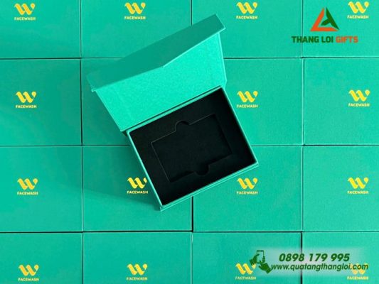 Hop Giay Dung Card Mau Xanh - Ep Kim Logo FACEWASH