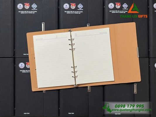 So Da Bia Cong Gap 3 Mau Den - In Logo Truong THPT Ly Thuong Kiet