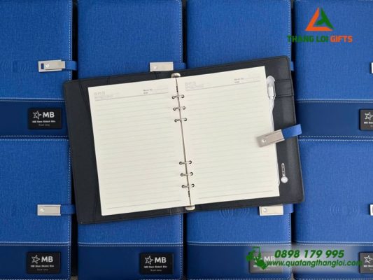So Tay Da Nang Mau Xanh 8.000mAh - Khac Logo MB