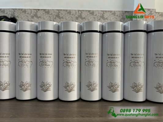 Binh Giu Nhiet Mau Trang - Khac Ten Tap The Lop SIMBA