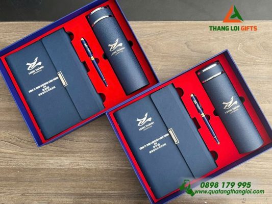 Bo Qua Tang (So+ Binh+ But) Mau Xanh - In Khac Logo Doanh Nghiep Logistics