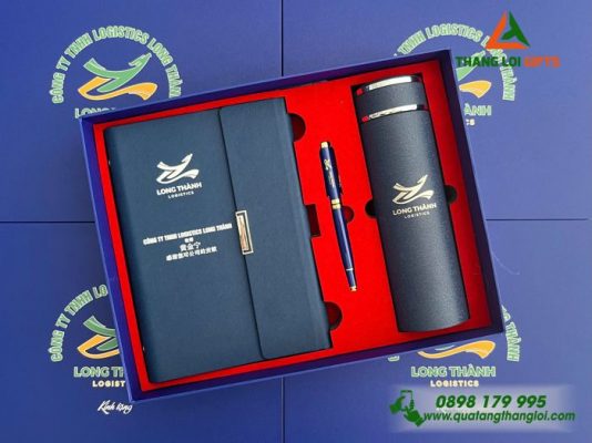 Bo Qua Tang (So+ Binh+ But) Mau Xanh - In Khac Logo Doanh Nghiep Logistics