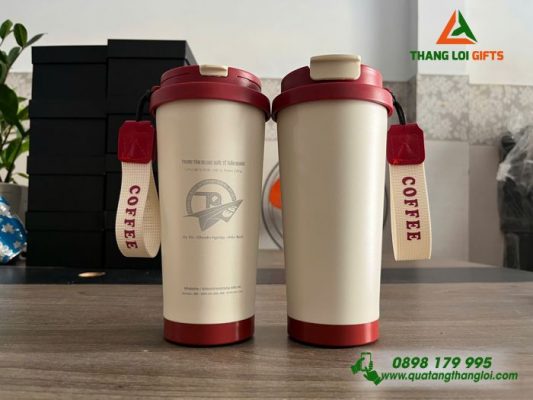 Ly Giu Nhiet 530ml Mau Do - Khac Logo Trung Tam Du Hoc Quoc Te Tran Quang