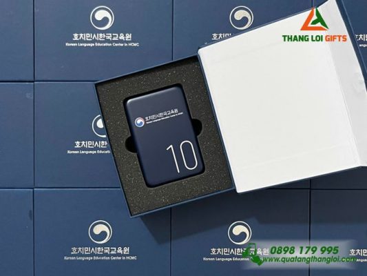 Pin Sac Du Phong Remax 10.000mAh - In Logo Trung Tam Ngon Ngu Tieng Han