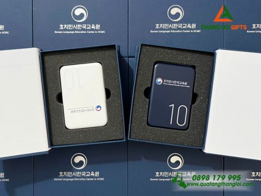 Pin Sac Du Phong Remax 10.000mAh - In Logo Trung Tam Ngon Ngu Tieng Han