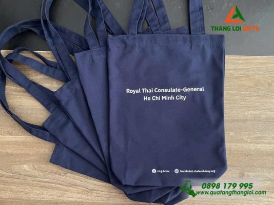 Túi Vải Canvas Màu Xanh Đậm – In Logo Tổng Lãnh Sự Quán Thái Lan Tại TP.HCM (