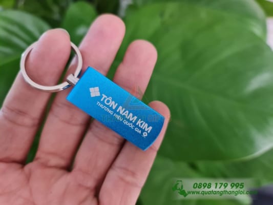 UKT 23 - USB Kim Loai Khac logo TON NAM KM lam qua tang khach hang 