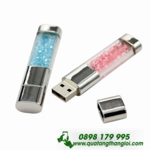 UPT 02 - USB pha lê in logo 3d quà tặng nhân viên