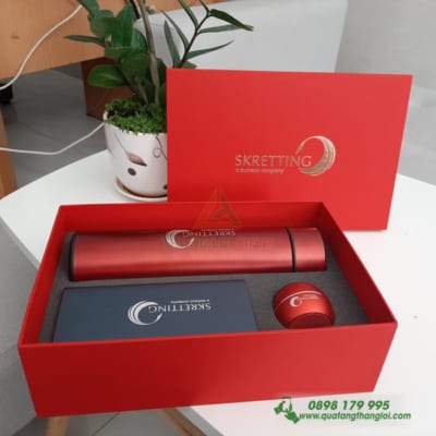 GIFTSET Bo Qua tang(Pin xiaomi+Loa Bluetooth+Binh Giu Nhiet hien thi nhiet do)khac logo Doanh Nghiep SKRETTING lam qua tang khach hang