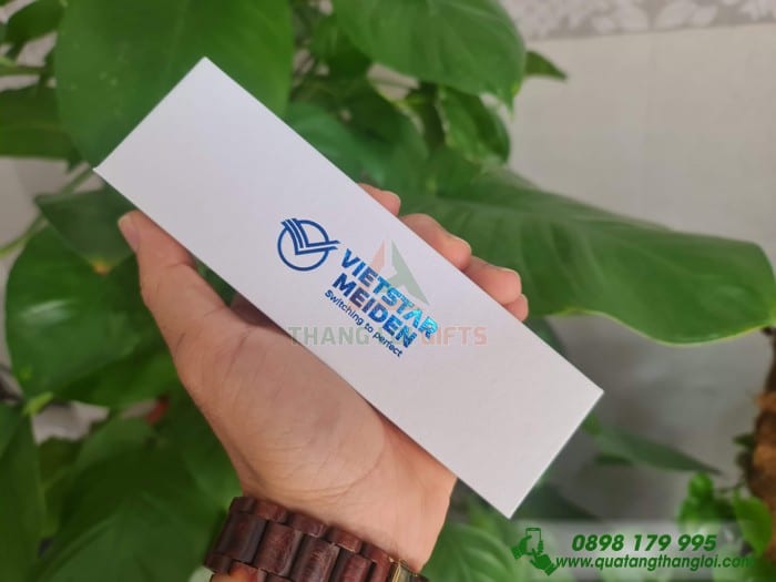 Hộp Âm Dương ép kim in logo Doanh Nghiệp