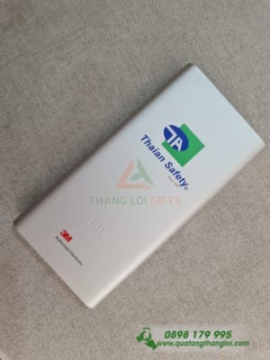 Pin sạc Xiaomi Gen 3 màu trắng bạc in Logo Thaian Safety