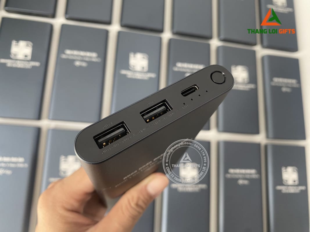 Pin sạc dự phòng XIAOMI - Khắc logo Trường Đại học Y Dược TP.HCM