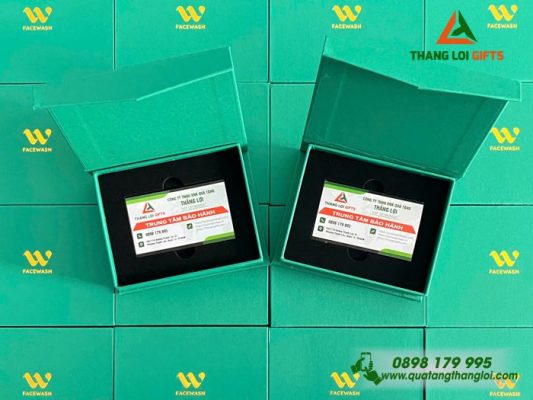 Hop Giay Dung Card Mau Xanh - Ep Kim Logo FACEWASH