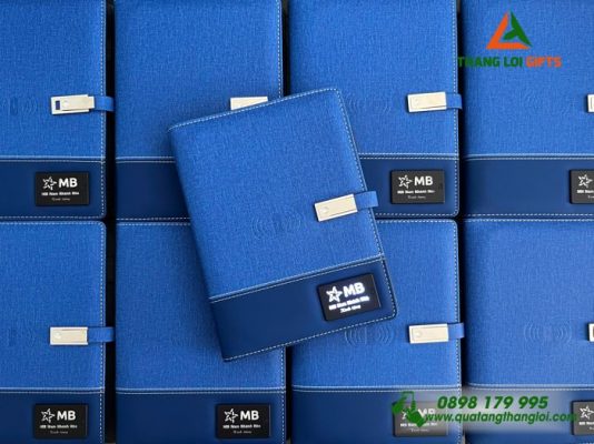 So Tay Da Nang Mau Xanh 8.000mAh - Khac Logo MB