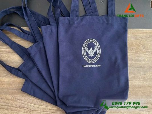 Túi Vải Canvas Màu Xanh Đậm – In Logo Tổng Lãnh Sự Quán Thái Lan Tại TP.HCM (